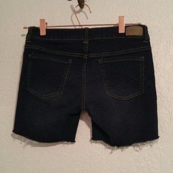 Aeropostale Dark Wash Bermuda Cutoff Jean Shorts - Picture 13 of 15